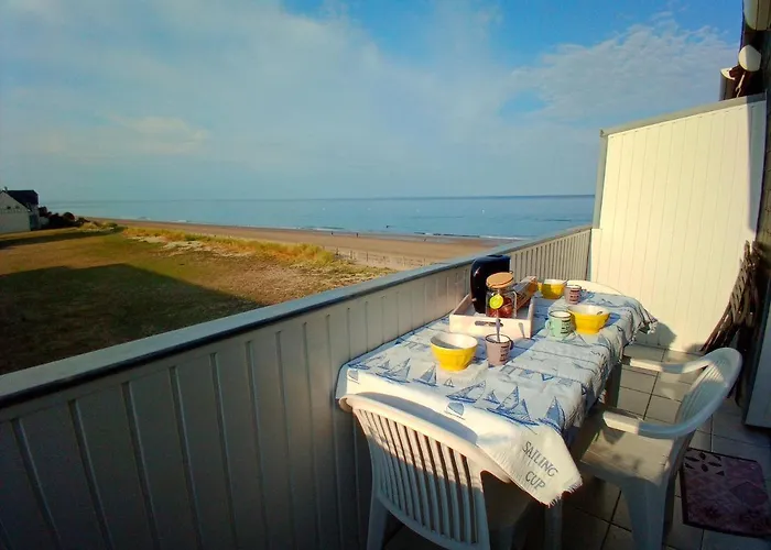 Duplex Les Pieds Dans L' Eau Daire Jullouville-les-Pins